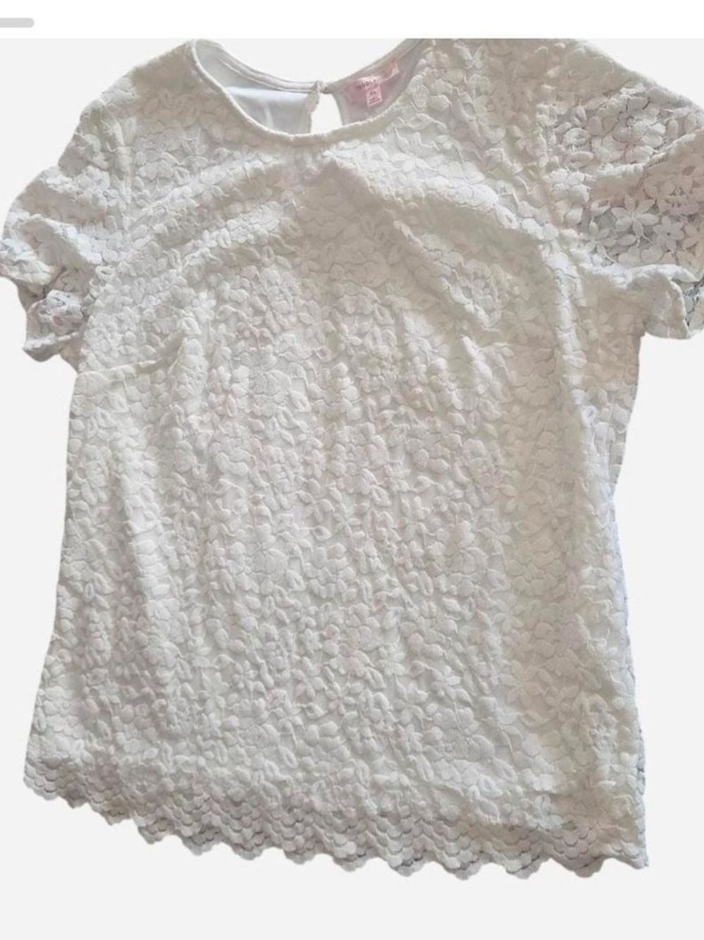 Teddi Rose white lace top with crew neck, floral pattern and scalloped edges XXL